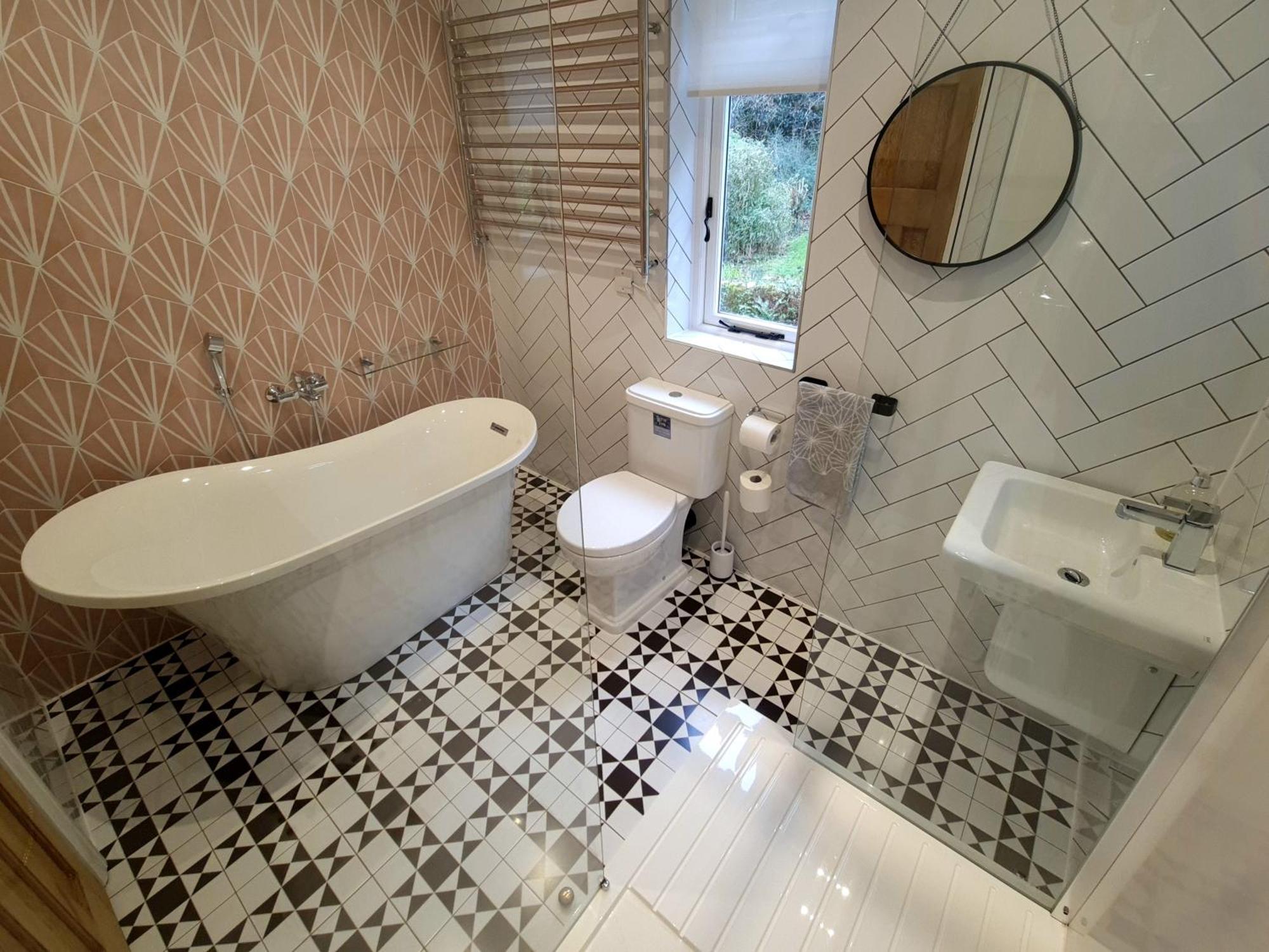 Newberry Wood Guesthouse 伊尔弗勒科姆 外观 照片