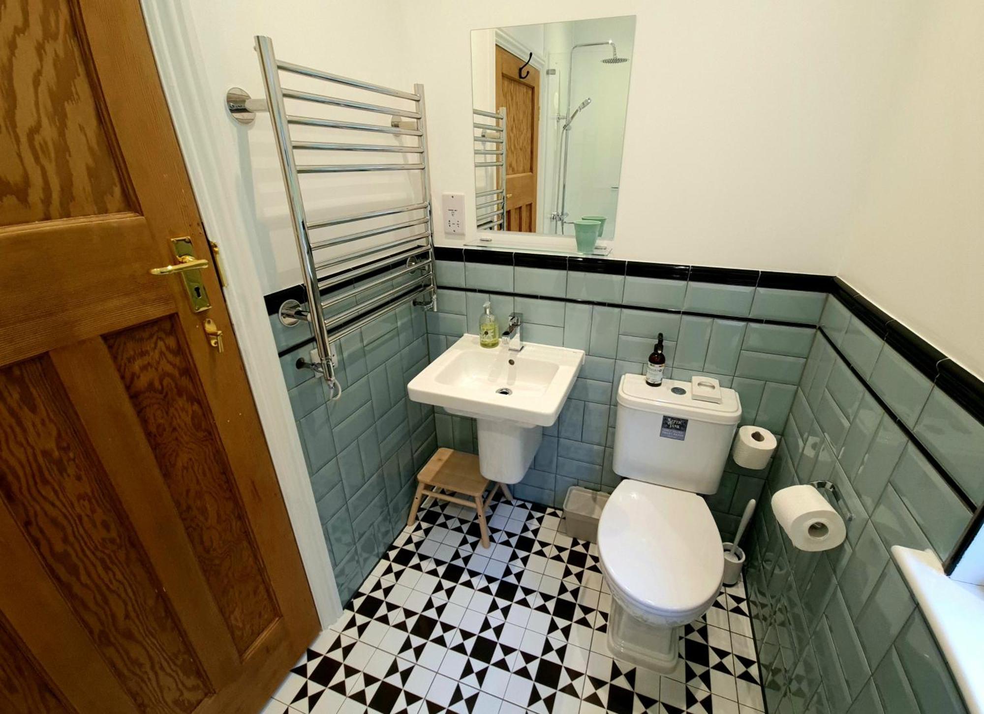 Newberry Wood Guesthouse 伊尔弗勒科姆 外观 照片